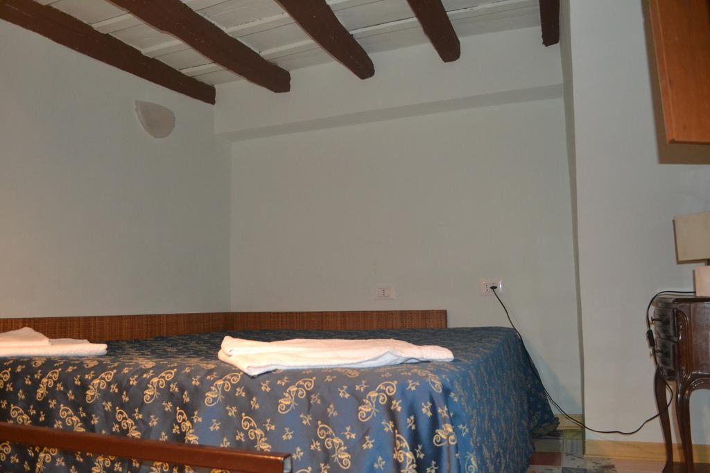 Suites Imperiali Guest House Roma Ngoại thất bức ảnh